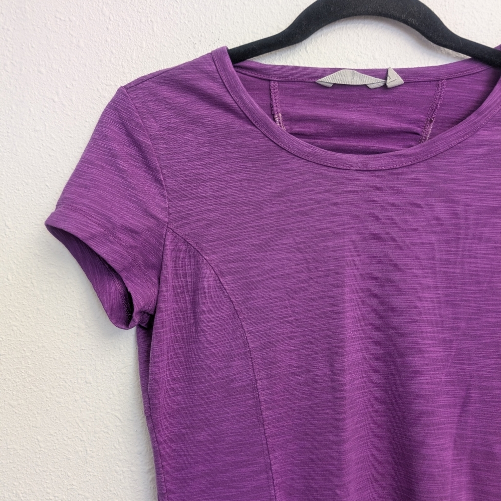 Athleta Trailhead Short Sleeve Tee Outdoors Size XS - Picture 9 of 10